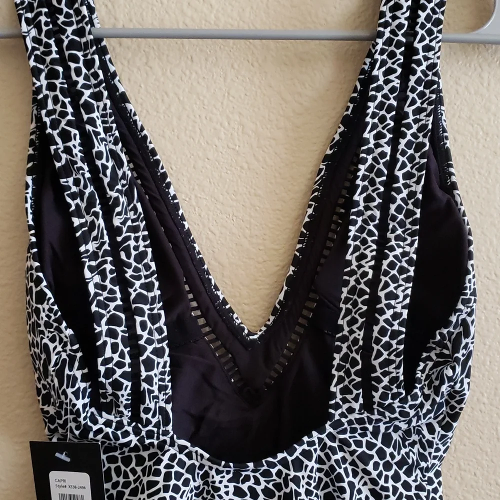 Frederick's Capri Plunge Neckline One Piece Swim Suit - Picture 6 of 7